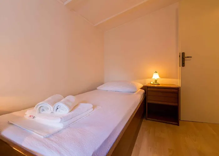 Two-bedroom In Xxxiii Apartman