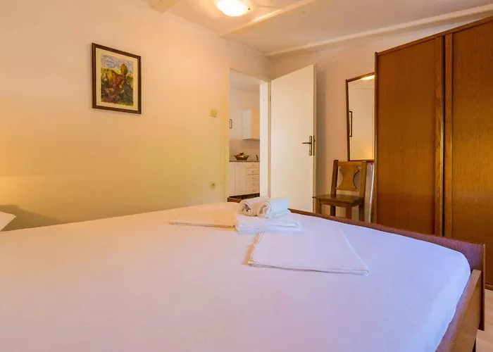 Two-bedroom In Xxxiii *